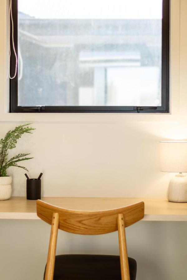 1 Bedroom 1 Bath, Executive Escape, Northlands Mall Christchurch Exterior photo